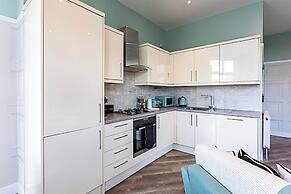 Crystal Palace Residence I