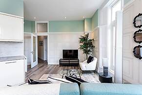 Crystal Palace Residence I