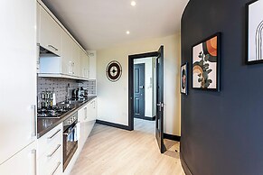 Crystal Palace Residence II