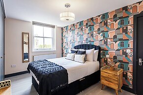 Crystal Palace Residence II