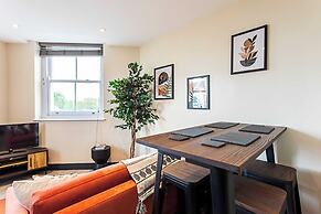 Crystal Palace Residence II