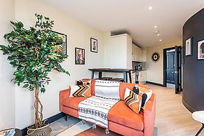 Crystal Palace Residence II