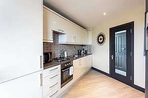 Crystal Palace Residence II