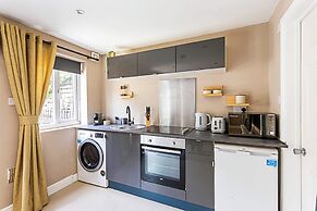 Charming Garden Studio