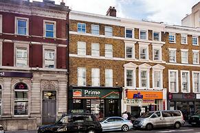 Bright Space Near Sherlock Holmes Museum