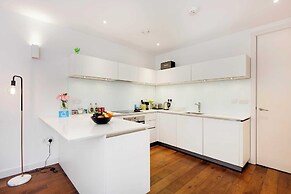 Bright Space Near Sherlock Holmes Museum