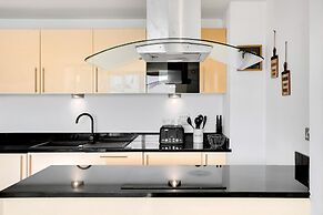 Panoramic London: 3-Bed City Oasis