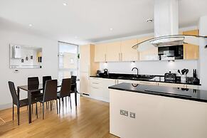 Panoramic London: 3-Bed City Oasis