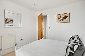 Panoramic London: 3-Bed City Oasis
