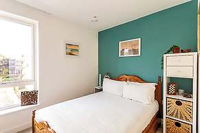 Quiet and Spacious Four Bedroom House