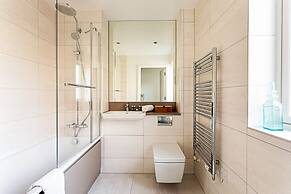 Quiet and Spacious Four Bedroom House