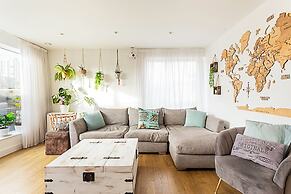 Quiet and Spacious Four Bedroom House