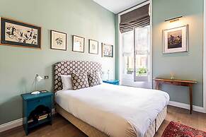 Well-designed Chelsea Flat