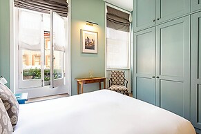 Well-designed Chelsea Flat