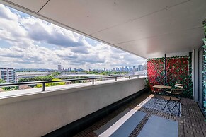 Modern Comfort: Stratford 3BR Duplex