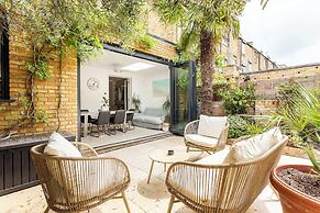 Gorgeous Garden Townhouse