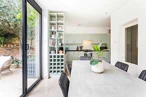 Gorgeous Garden Townhouse