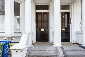 Three Bedroom Kensington Flat