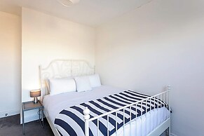 Three Bedroom Kensington Flat