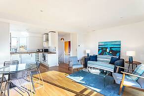 Three Bedroom Kensington Flat