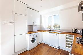Three Bedroom Kensington Flat