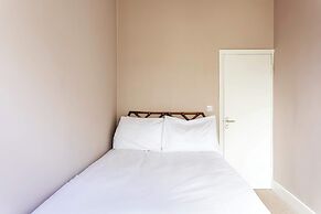 Cosy North Kensington Flat