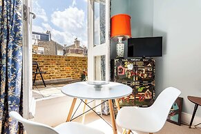 Cosy North Kensington Flat