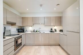Gorgeous Wembley Flat