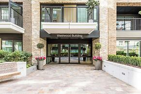 Modern Chelsea Apartment