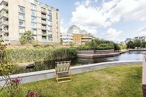 Modern Chelsea Apartment