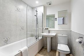 Light and Airy Upside Down House in Boho Hackney