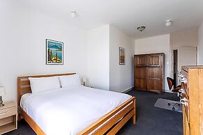 Contemporary Open Plan Penthouse
