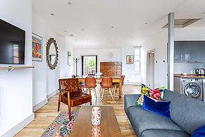 Contemporary Open Plan Penthouse