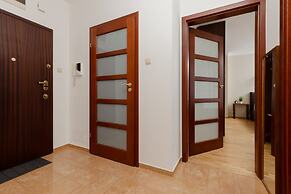 Apartment Center of Warsaw by Renters