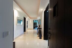 Perfect 4 Bedroom Condo