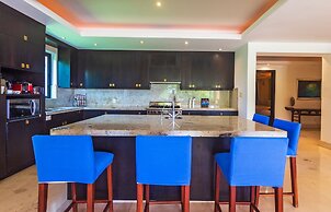 Perfect 4 Bedroom Condo