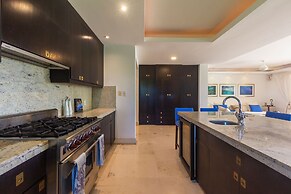 Perfect 4 Bedroom Condo