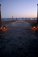 Amaryllis Fully Equipped front beach house