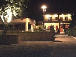 Amaryllis Fully Equipped front beach house