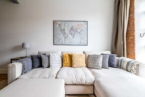 Trendy Elephant and Castle Home