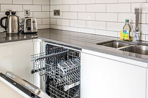 Trendy Elephant and Castle Home