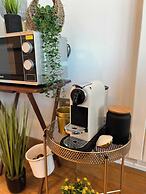 The Panoramic Urban Oasis