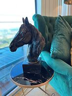 The Panoramic Urban Oasis