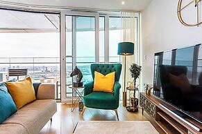 The Panoramic Urban Oasis