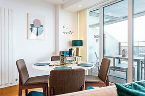 The Panoramic Urban Oasis