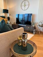 The Panoramic Urban Oasis