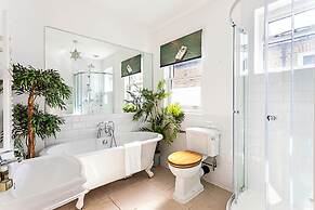 Gorgeous Brixton Garden House