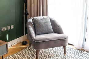 Trendy Kings Cross Flat