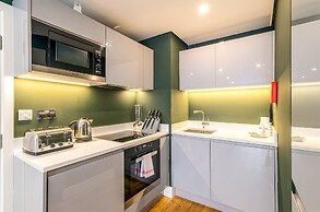 Trendy Kings Cross Flat