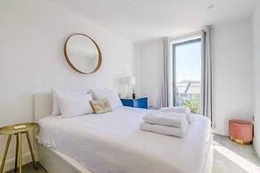 Penthouse With Views Of Alexandra Palace